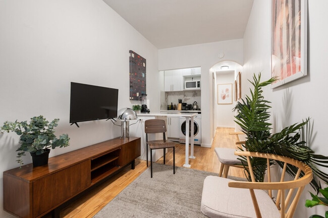 Building Photo - 73 Lexington Ave Unit SI ID1388333P