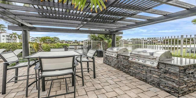 BBQ island with sitting area - Avana at the Moors