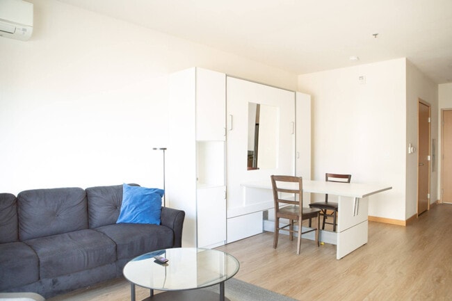 Photo - 1640 N Water St Unit ID1379031P