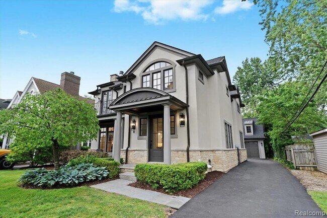 Photo - 1897 Norfolk St