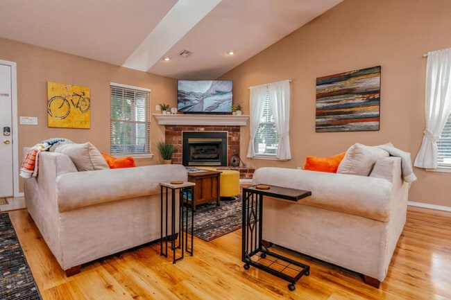 Photo - 1 Amesbury Dr Unit ID1241308P