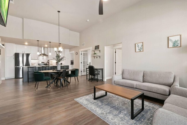 Photo - 1875 Fall River Dr Unit ID1013153P