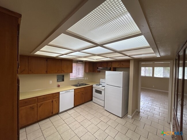 Photo - 1814 Crestridge Dr