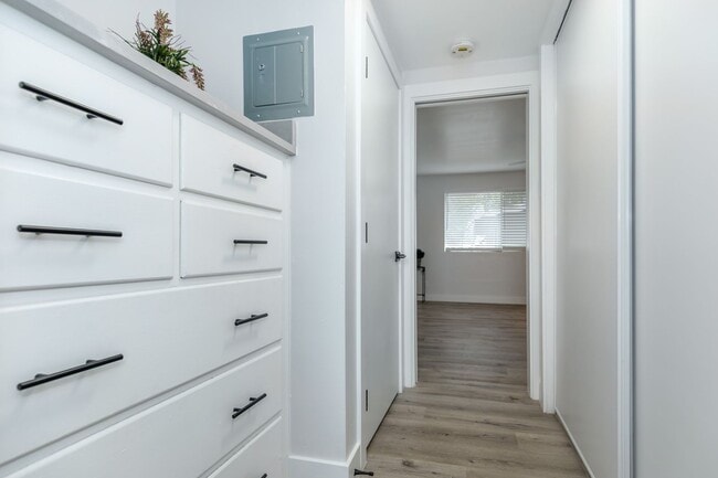 Photo - Ellis Midtown