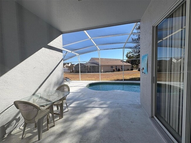 Photo - 2598 Chatham Cir