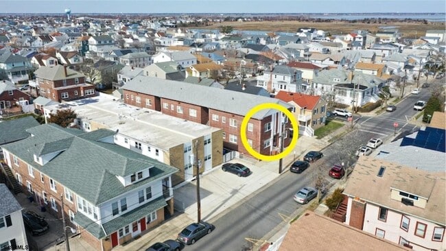 Photo - 16 N Sacramento Ave
