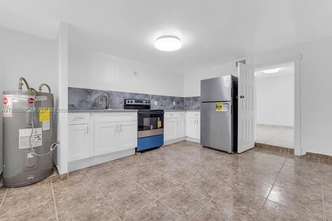 Photo - 5831 Taylor St Unit 3