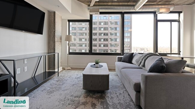 Building Photo - 5201 Leesburg Pike Unit 1029.1408743