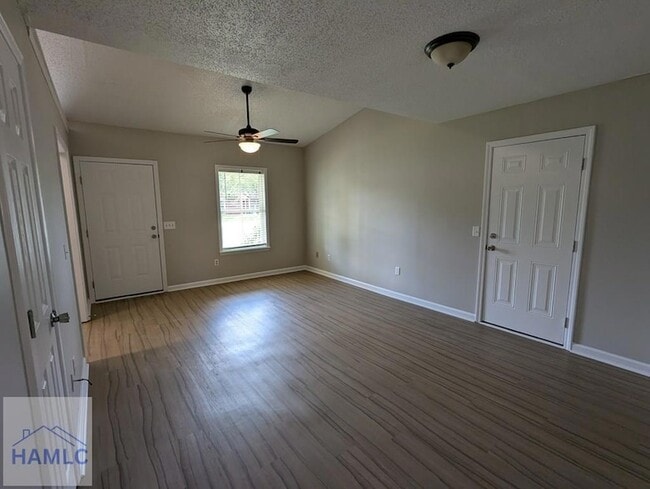 Photo - 628 Honey Ridge Ln