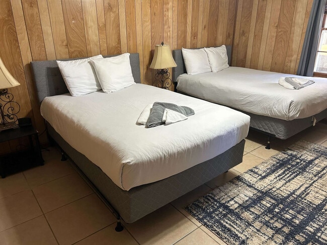 Building Photo - 4629 Rosemont Dr Unit SI ID1043904P