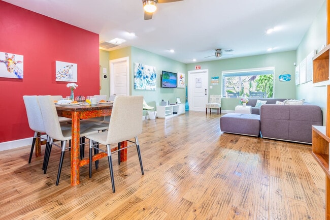 Photo - 212 SW 2nd Pl Unit ID1258734P