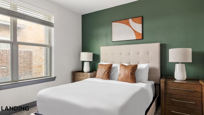 Photo - 551 Crossroads Pkwy Unit 5307