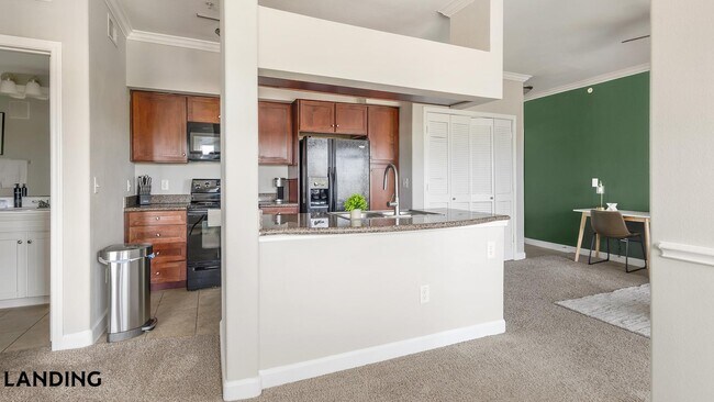 Photo - 6500 Champion Grandview Way Unit 28305
