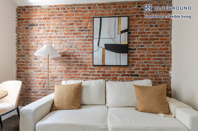 Photo - 239 Elizabeth St Unit FL5-ID1975