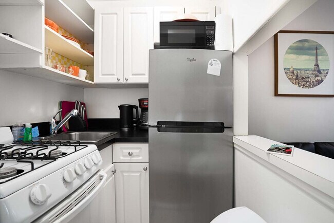 Photo - 328 E 74th St Unit ID1032014P