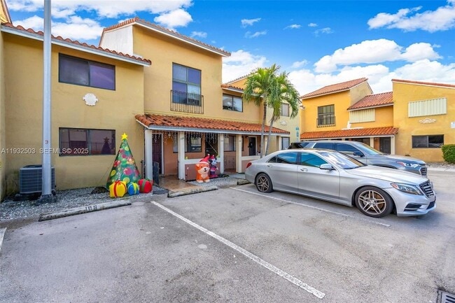 Photo - 2740 W 63rd St Unit 206