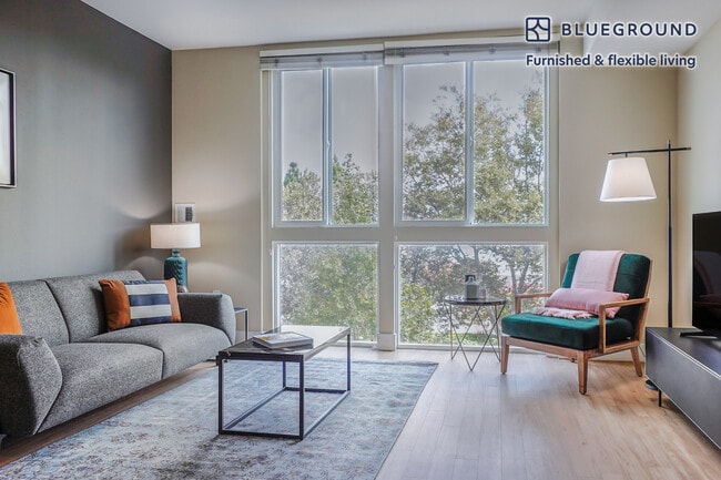 Building Photo - 383 Stockton Ave Unit FL3-ID195