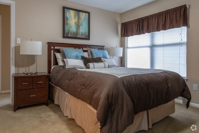 Bedroom - Rockwood Apartments
