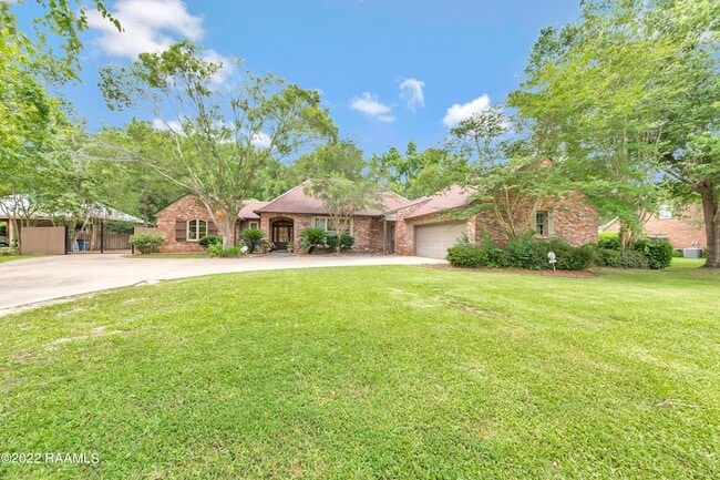 Photo - 403 Phoenix Dr