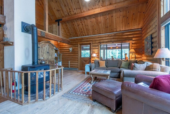 Photo - 7204 Pine Tree Rd Unit ID1310736P