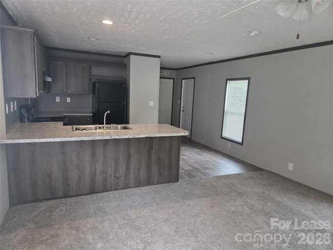 Photo - 213 Kimberly Cir