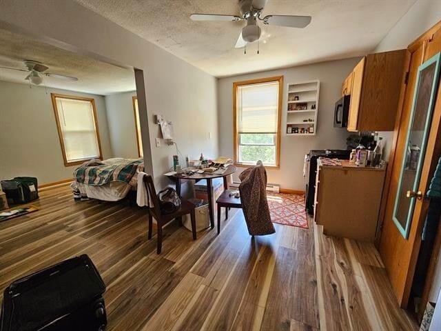 Building Photo - 23 Elm St Unit 8 3rd floor