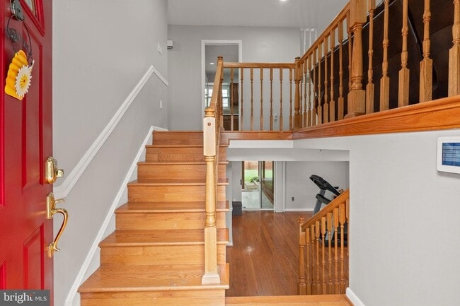 Photo - 5590 Neddleton Ave