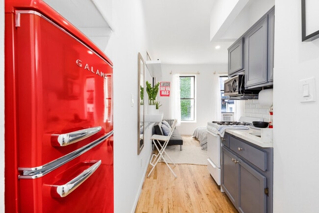 Photo - 412 E 119th St Unit ID1285570P