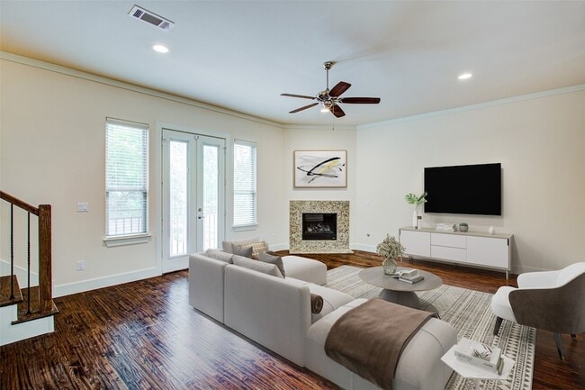 Photo - 4323 Dickason Ave