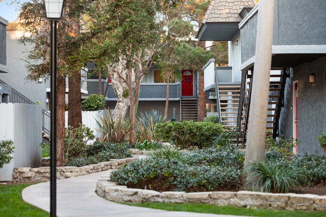 Photo - Park Plaza Apartments