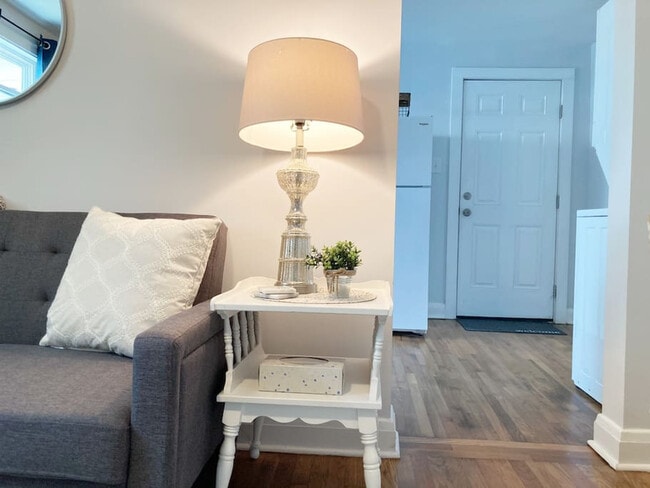 Photo - 905 Hill St Unit ID1397977P