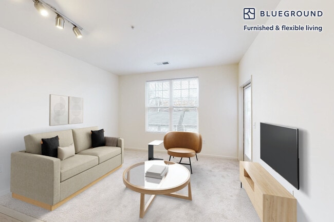 Building Photo - 1700 E 5th St Unit FL5-ID3061A