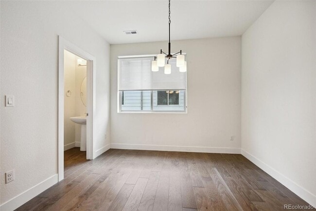 Photo - 1056 Navajo St
