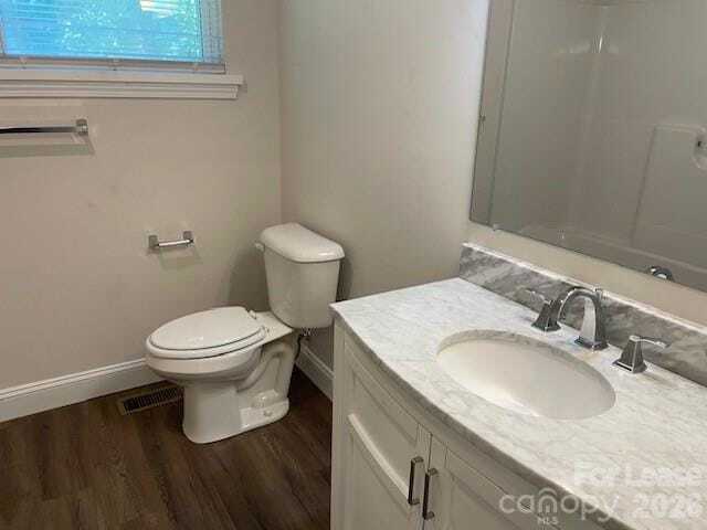 Photo - 802 Spencer Rd NE