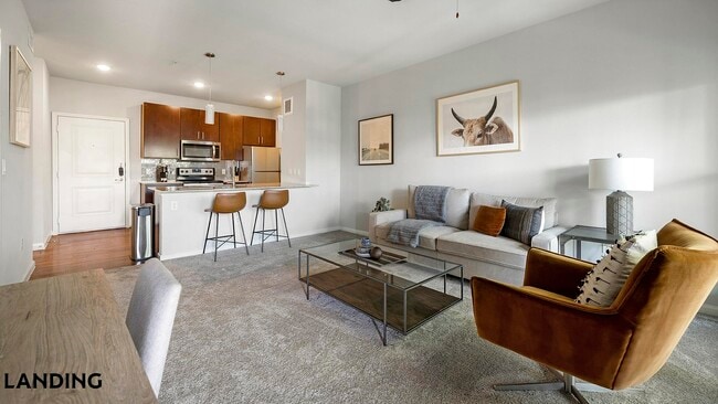 Building Photo - 715 W Slaughter Ln Unit 1432