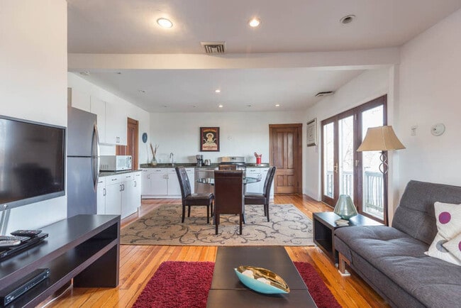 Photo - 15 Peverell St Unit SI ID1367488P