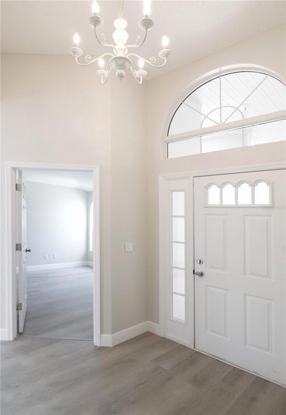 Photo - 21716 King John St