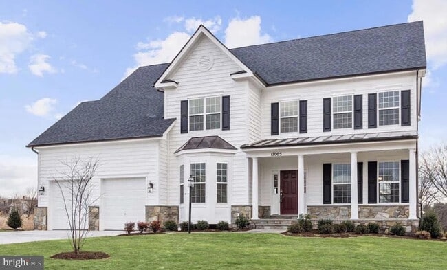 Building Photo - 17005 Bennett Wy