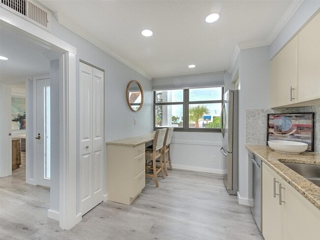 Photo - 706 Bayport Way Unit 706