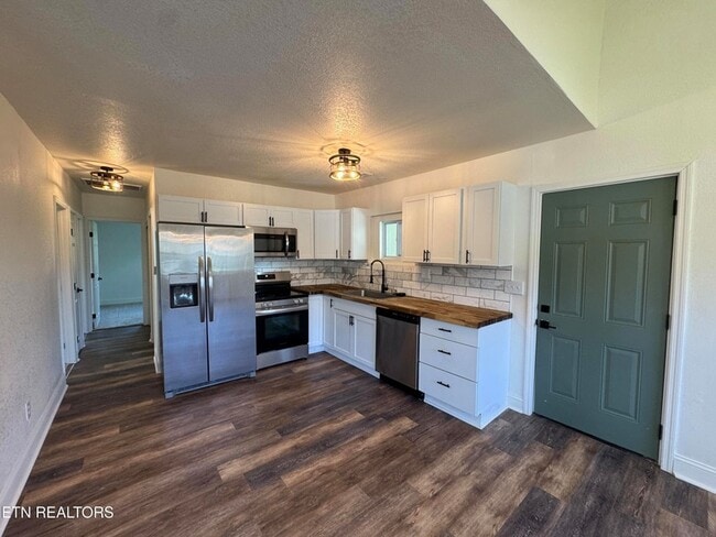 Photo - 1712 Vada Cir