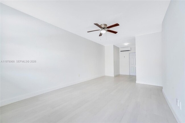 Photo - 15991 NE 18th Pl Unit 3