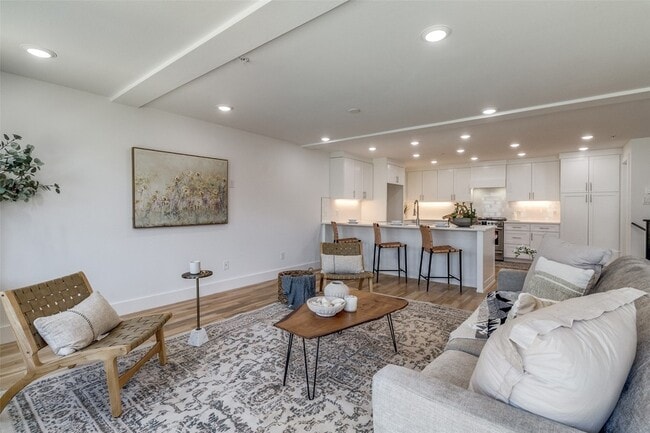 Photo - 4701 San Jacinto St Unit 104