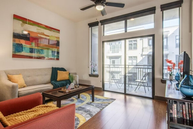 Building Photo - 5351 W Alabama St Unit ID1359142P