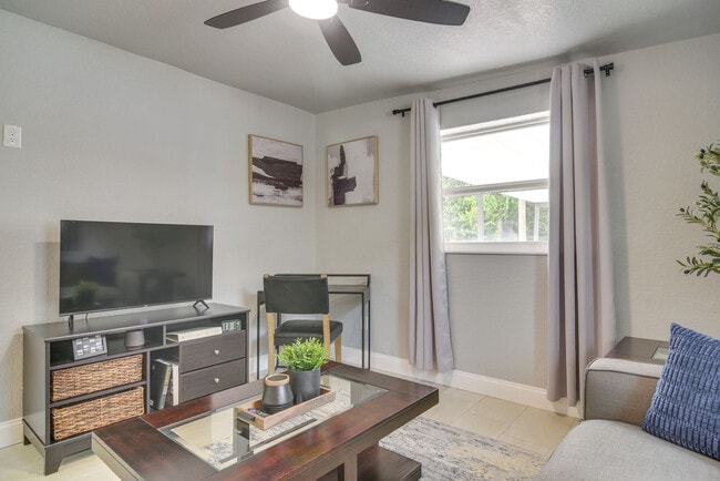 Photo - 675 Cohn Ln Unit SI ID1621247P