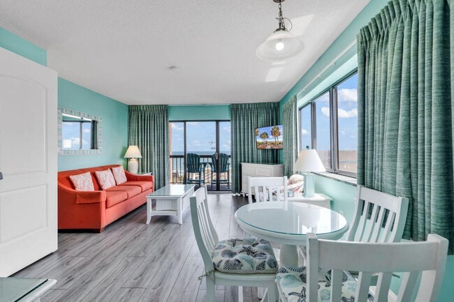 Building Photo - 210 75th Ave N Unit ID1266644P