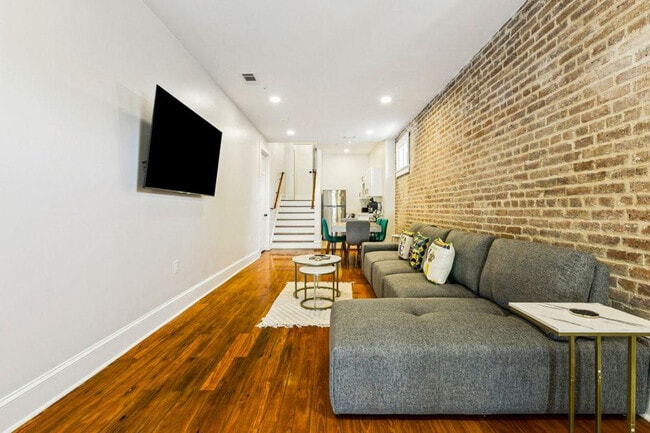 Building Photo - 1725 Carondelet St Unit SI ID1338070P