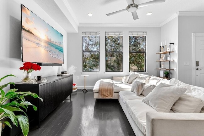 Photo - 548 Copley Ln