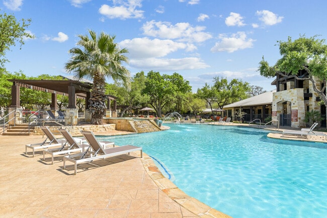 Photo - Platinum Shavano Oaks