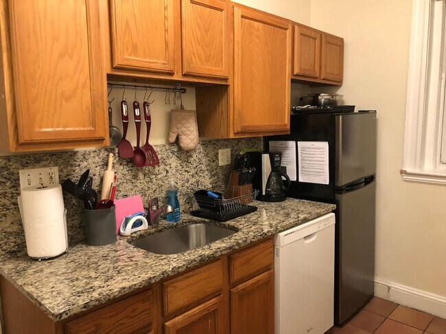 Photo - 109 Strathmore Rd Unit SI FL2-ID1564668P