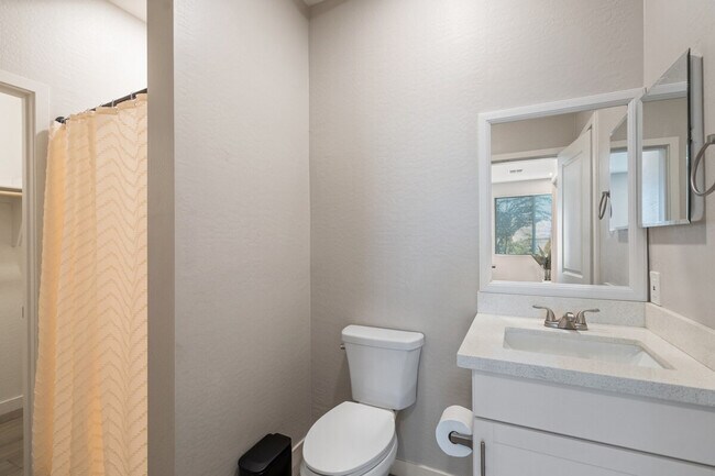 6606 W Paradise Ln Glendale, AZ | CorporateHousing